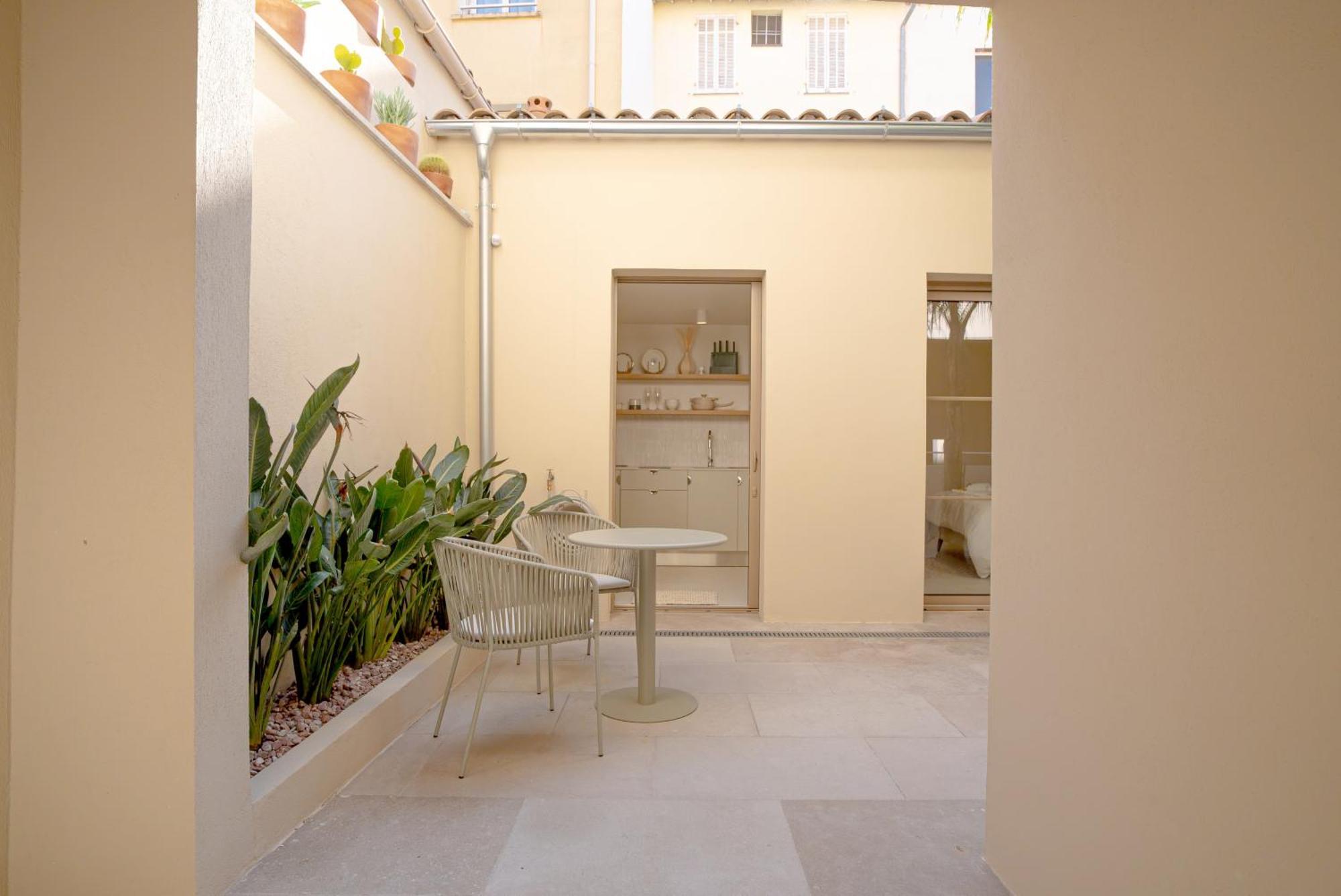 Saint-Raphaël Studios Raffines Avec Terrasses - Plages, Ville Et Gare A Pied - Maison Raphael מראה חיצוני תמונה