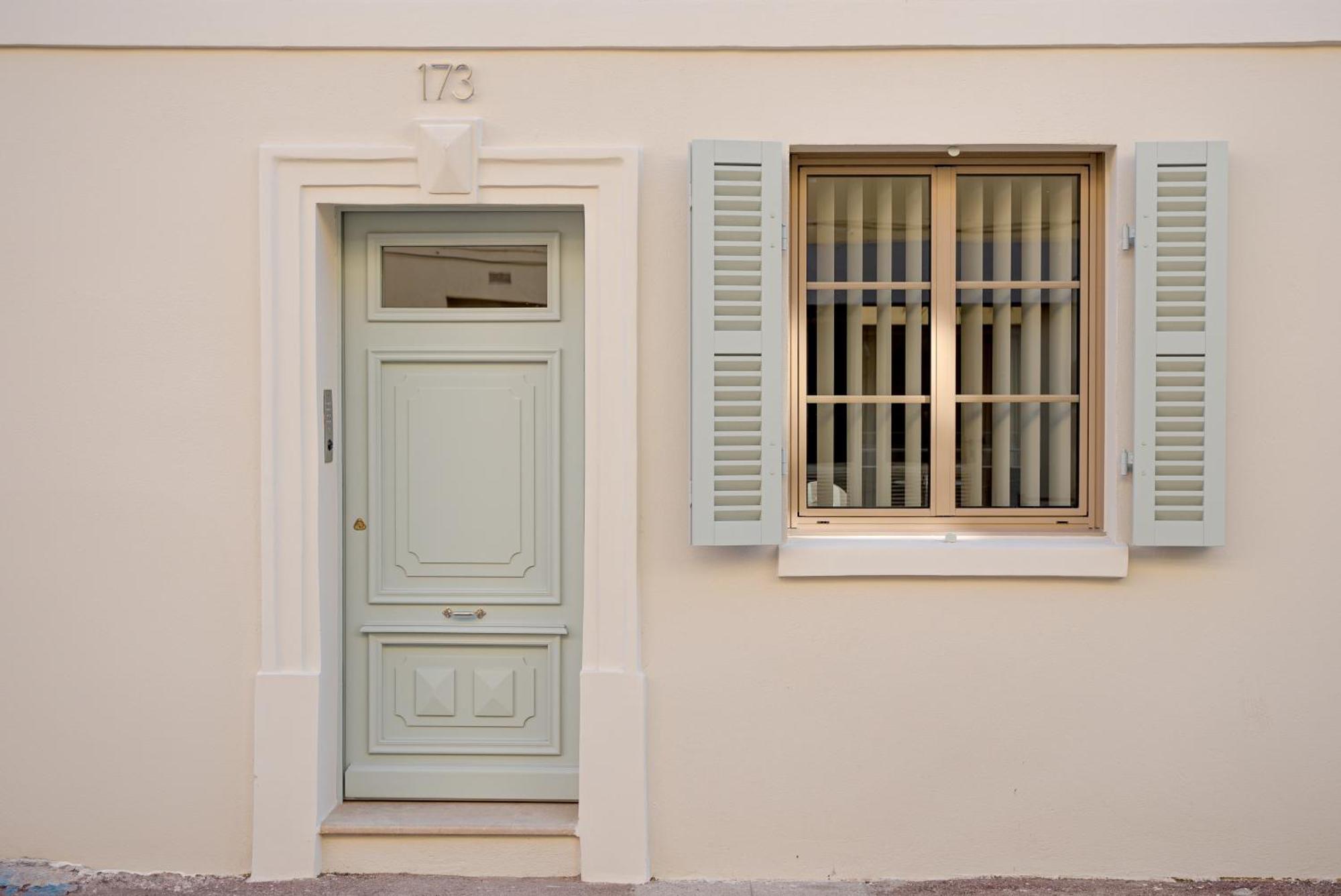 Saint-Raphaël Studios Raffines Avec Terrasses - Plages, Ville Et Gare A Pied - Maison Raphael מראה חיצוני תמונה