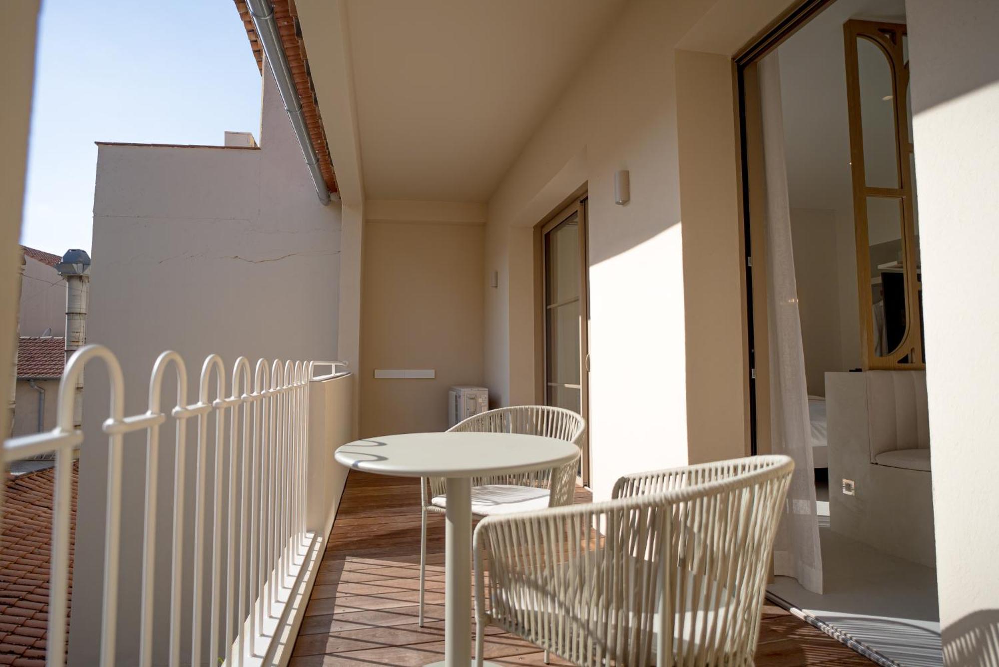 Saint-Raphaël Studios Raffines Avec Terrasses - Plages, Ville Et Gare A Pied - Maison Raphael מראה חיצוני תמונה