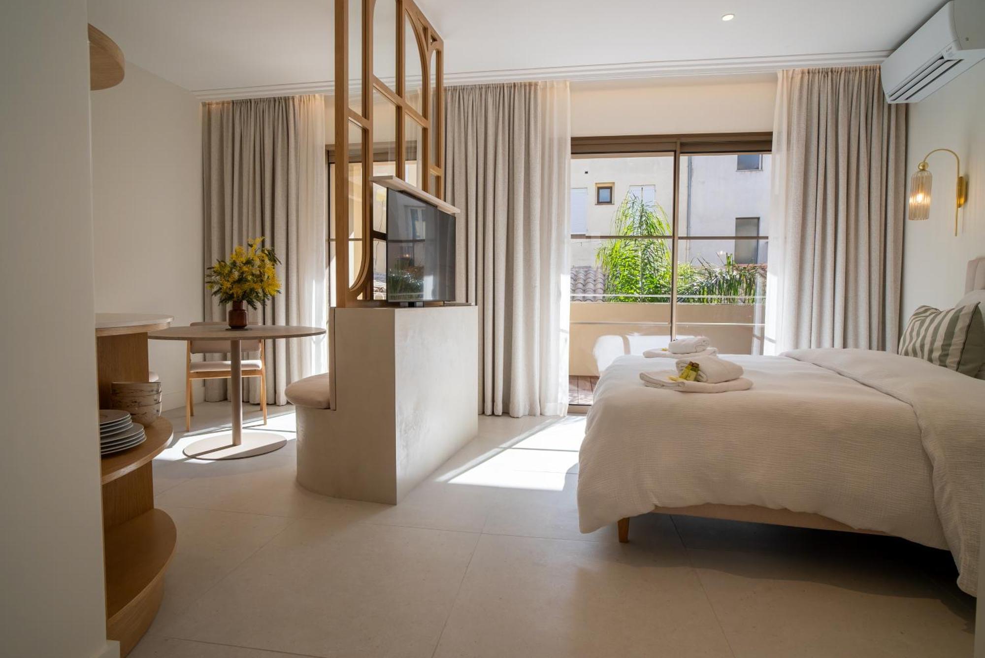 Saint-Raphaël Studios Raffines Avec Terrasses - Plages, Ville Et Gare A Pied - Maison Raphael מראה חיצוני תמונה